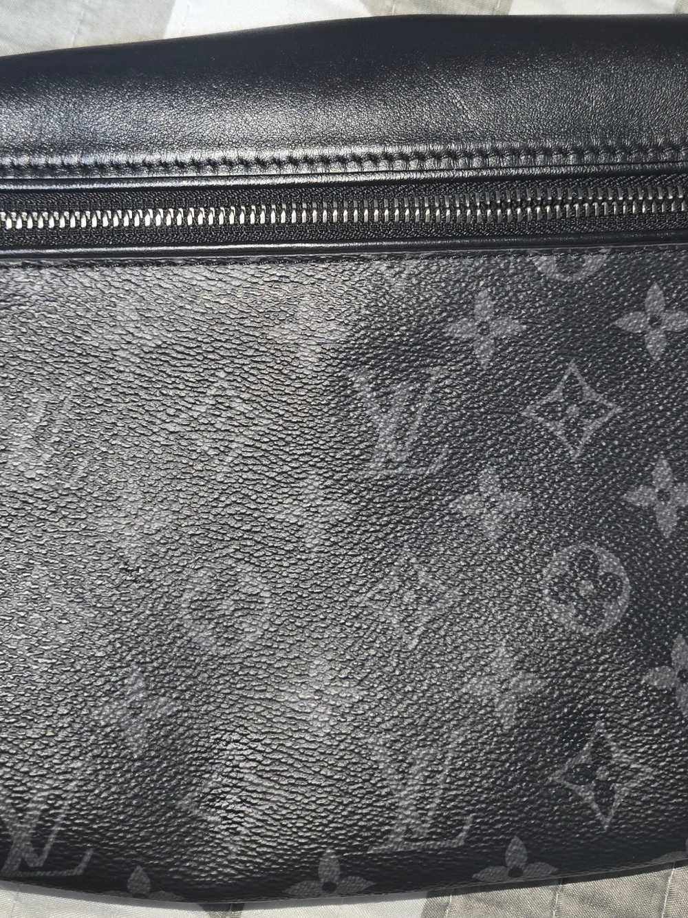 Louis Vuitton Black Monogram Canvas Men’s Sling Bag - Picture 2 of 9
